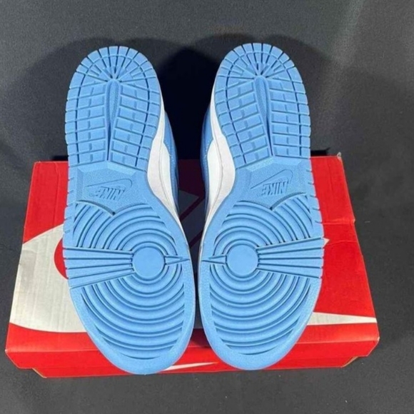 Nike Dunk Low - Picture 3 of 4